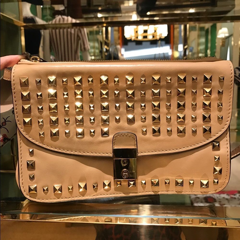 NWT Tory Burch Studded Priscilla Convertible Clutch Crossbody Bag nude Leather